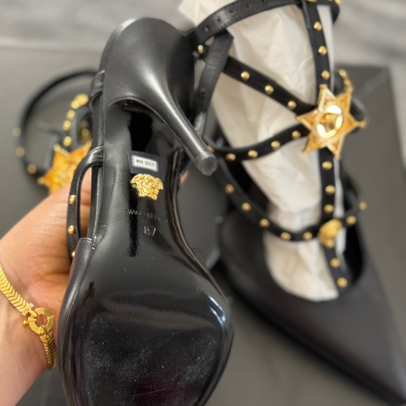 Preowned , authentic,  wear once only ,One of kind black Versace cage pumps - Picture 6 of 7